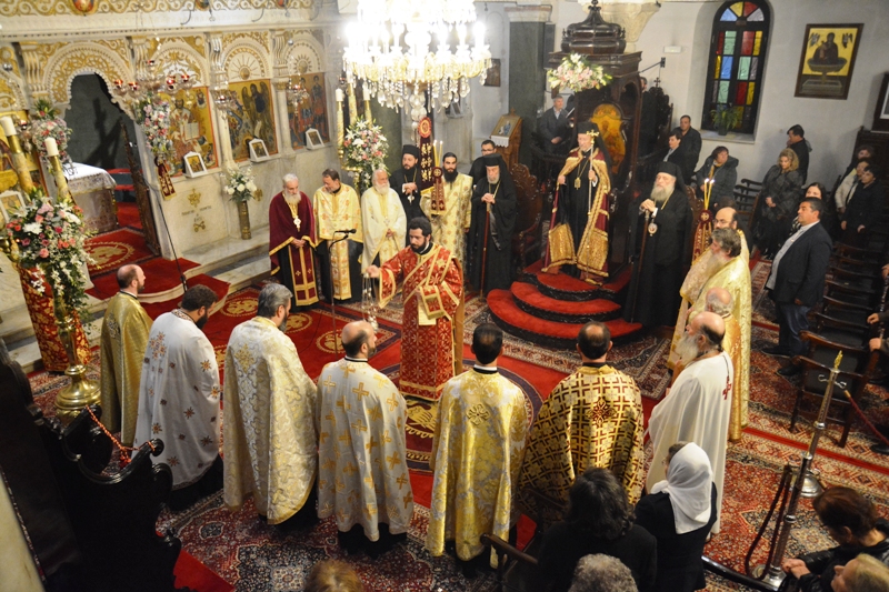 Πανηγυρικός Εσπερινός στον Μητροπολιτικό Ναό της Νάξου