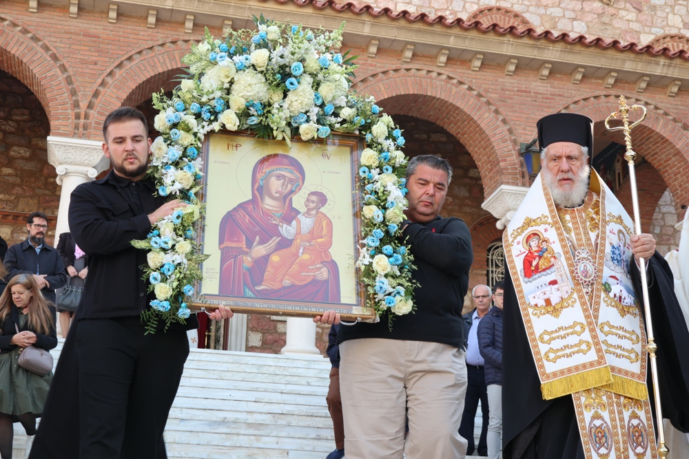 Ο Σύρου Δωρόθεος συναντήθηκε με τους συμπατριώτες του Μυκονίους στην Αθήνα