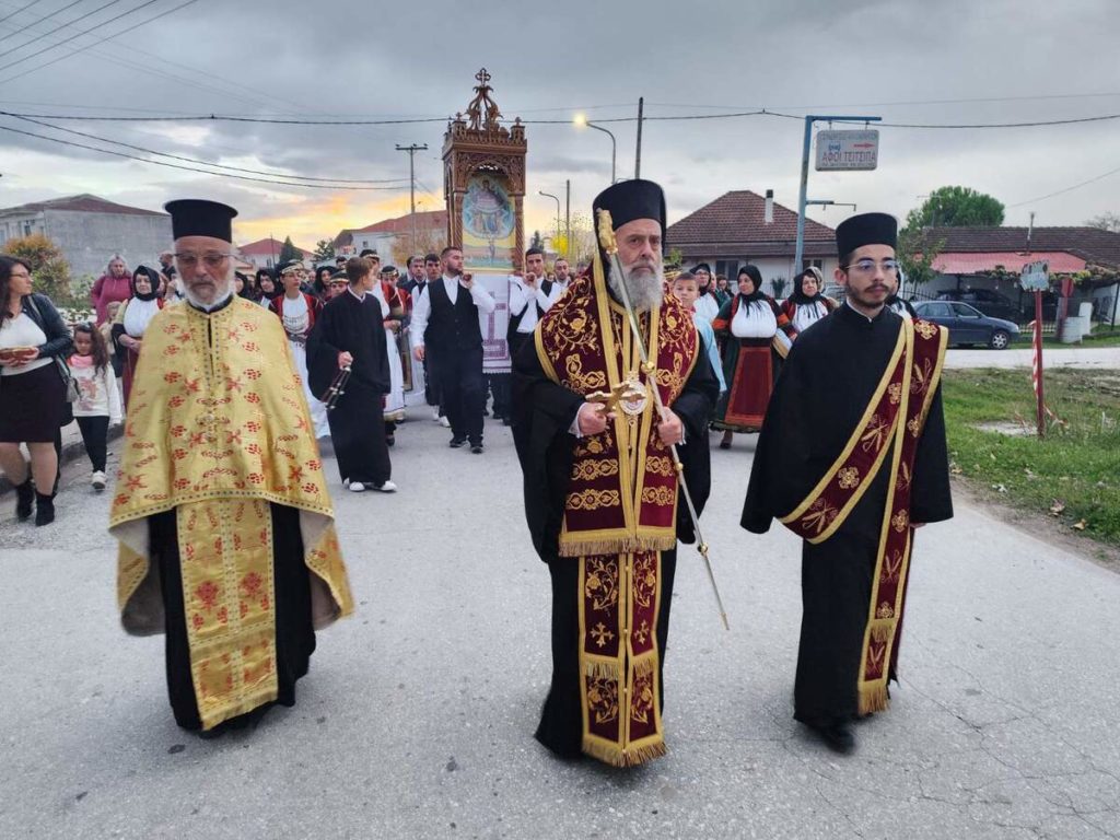 Υποδοχή εικόνας της Παναγίας Ελαφιωτίσσης στο Προάστιο Καρδίτσας