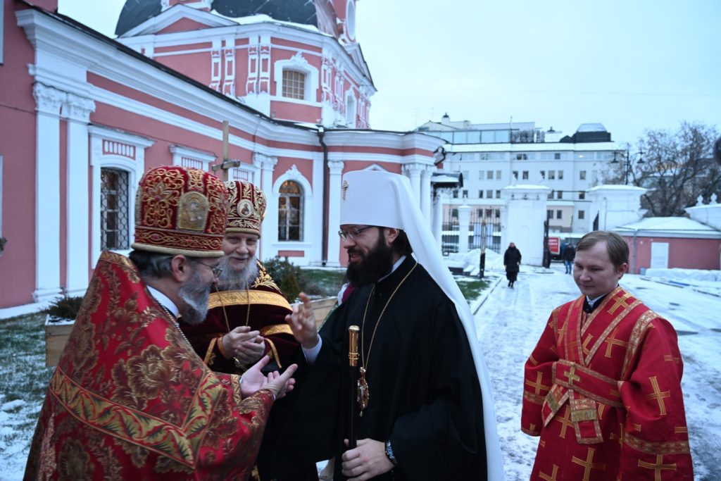 Митрополит Волоколамский Антоний возглавил торжества в честь 30-летия московского Подворья Православной Церкви в Америке