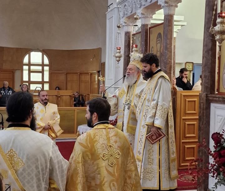 Ο Μητροπολίτης Χαλκίδος τέλεσε χειροτονία διακόνου στη Μονή Οσίου Πορφυρίου στο Μήλεσι