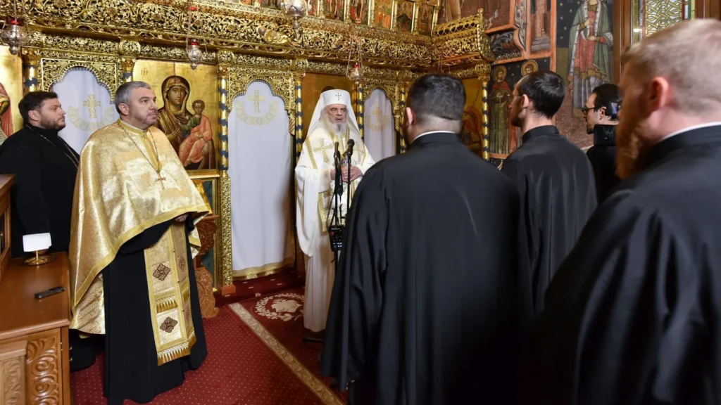 New spiritual fathers urged by Patriarch Daniel not to give advice based on their own opinion: Say what is written in the Gospel