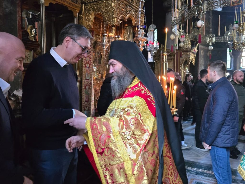 Στο Άγιον Όρος για τα Χριστούγεννα ο Πρόεδρος της Σερβίας, Αλεξάνταρ Βούτσιτς